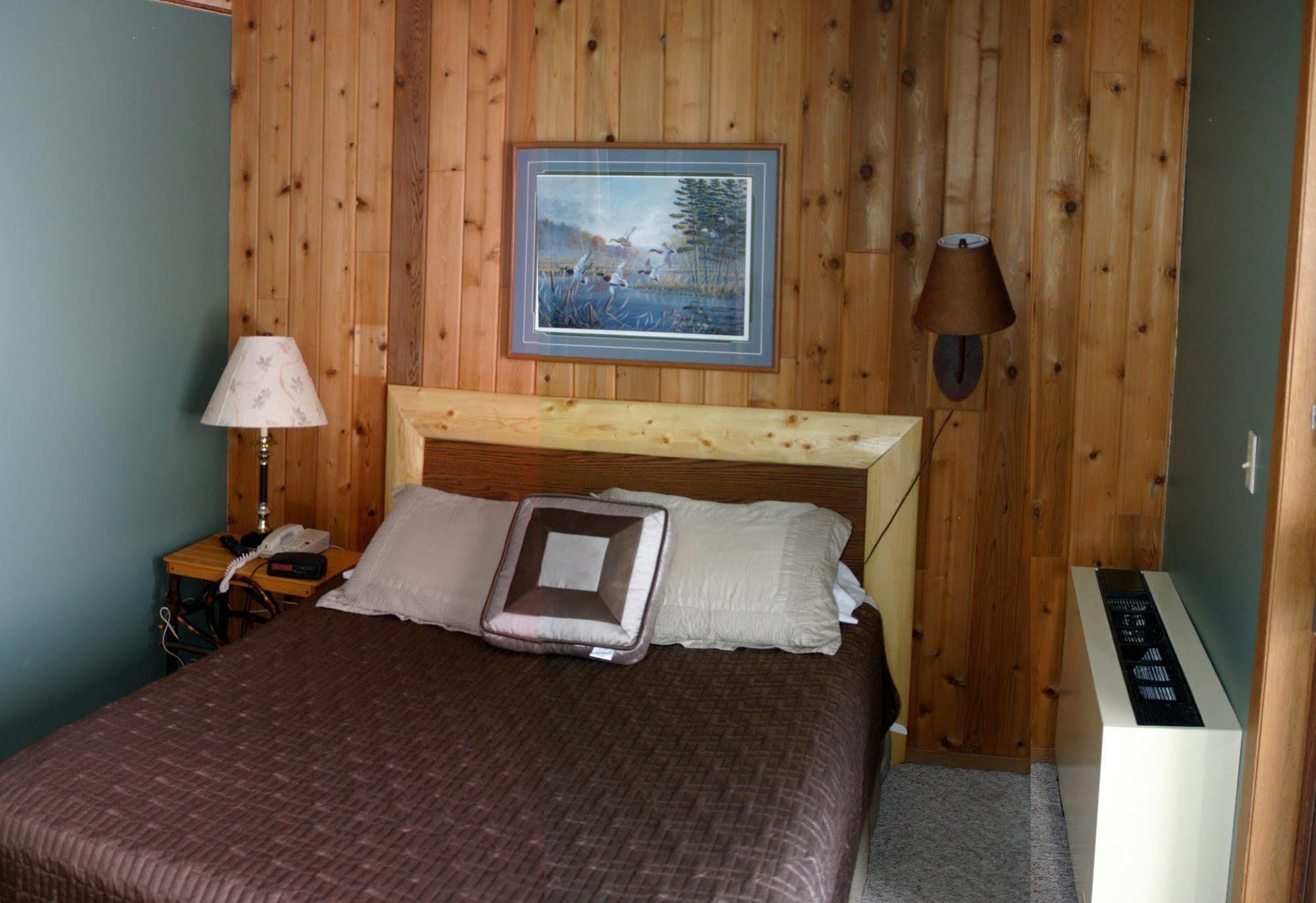 Lakewoods Resort & Golf Namekagon Εξωτερικό φωτογραφία